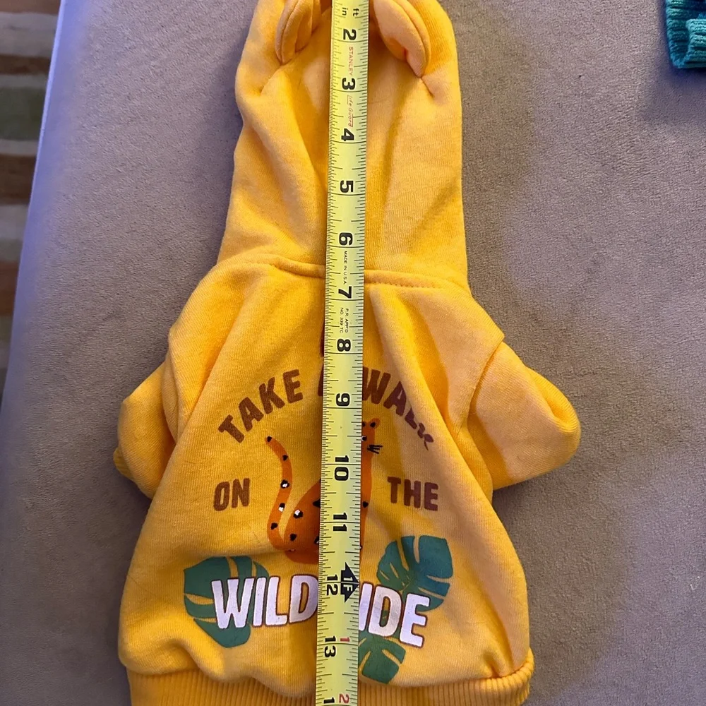 Cat sweat shirt, XS, so cute, tried on once, too small for my cat, brand new.